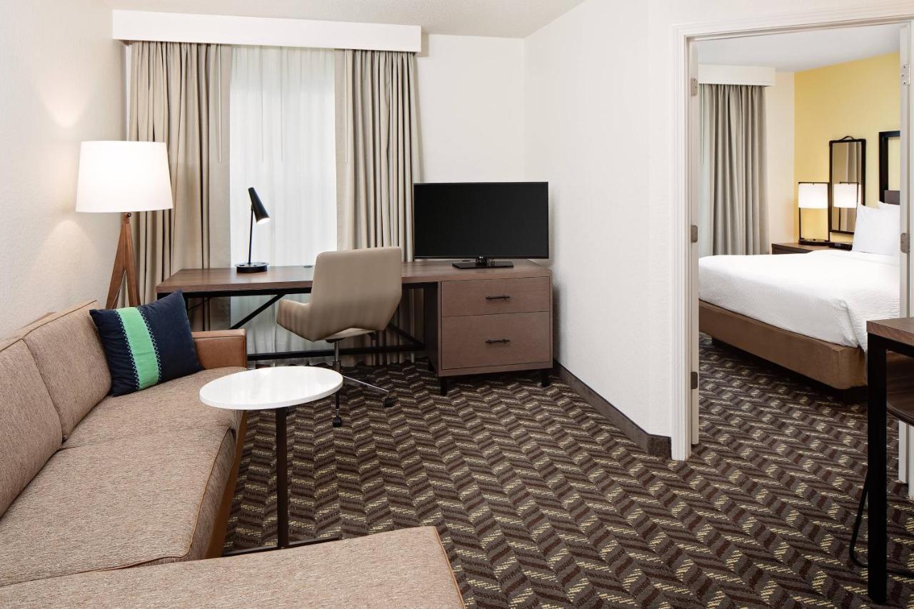 Residence Inn Boston Dedham Bagian luar foto