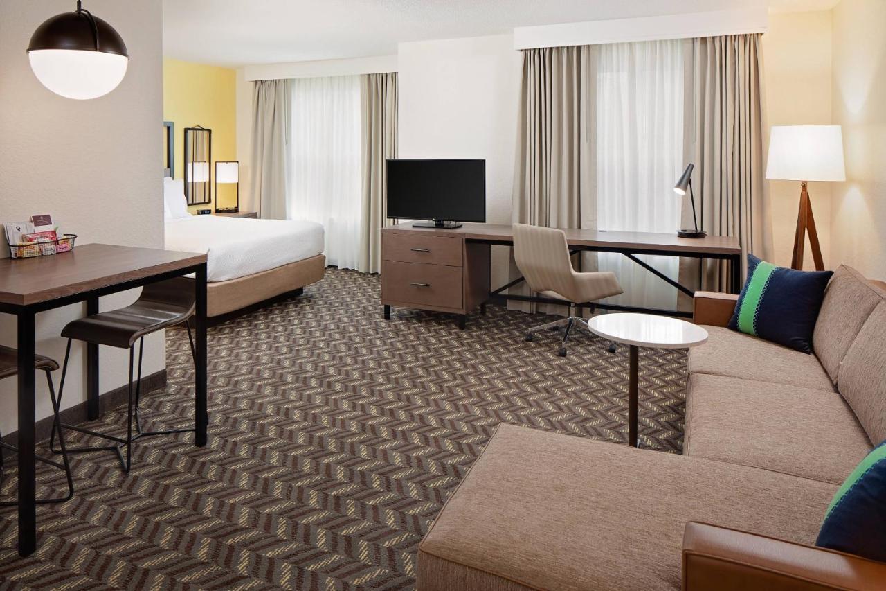 Residence Inn Boston Dedham Bagian luar foto