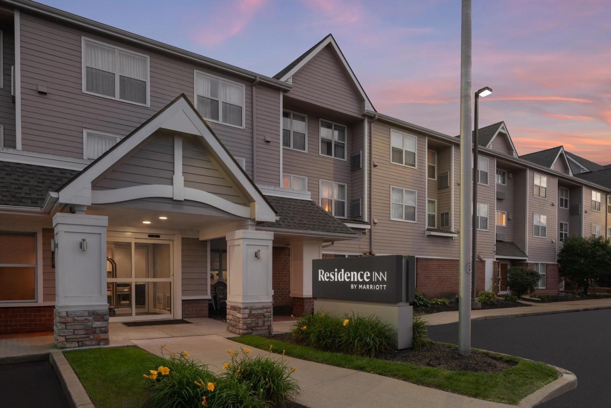 Residence Inn Boston Dedham Bagian luar foto