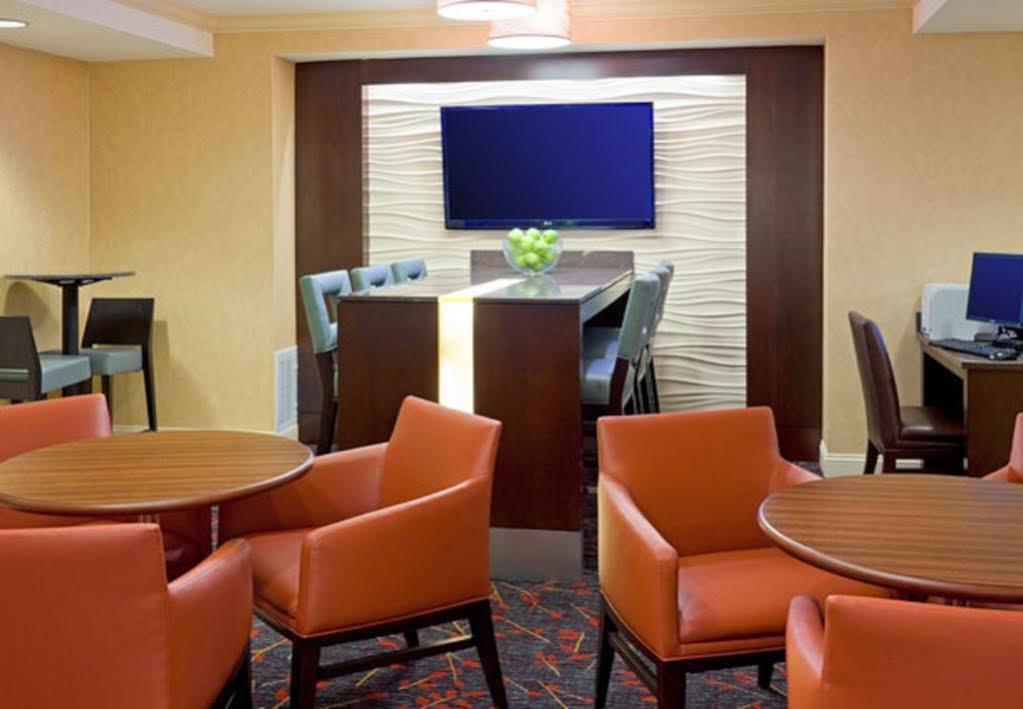 Residence Inn Boston Dedham Bagian luar foto